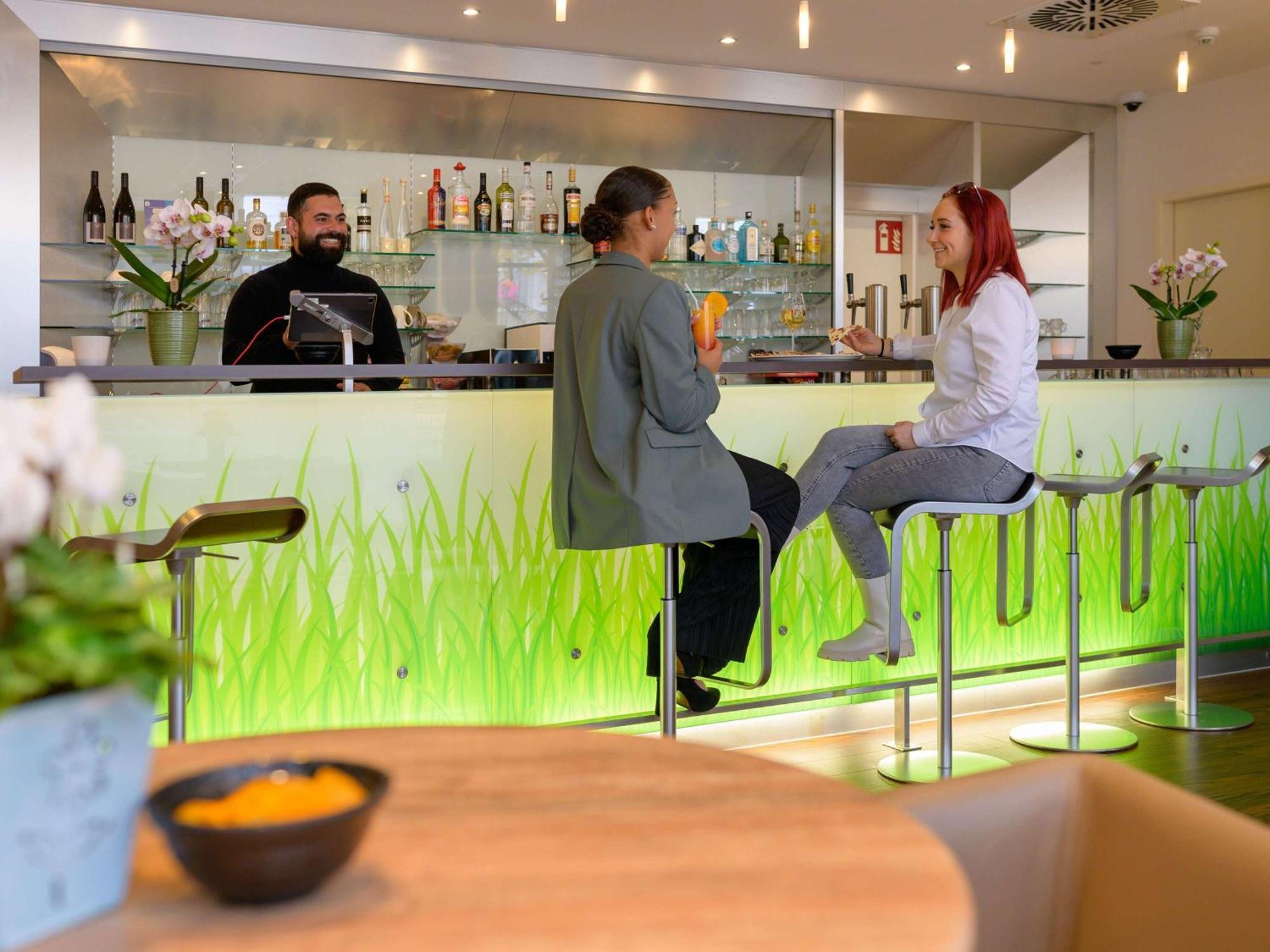 Ibis Heilbronn City Экстерьер фото