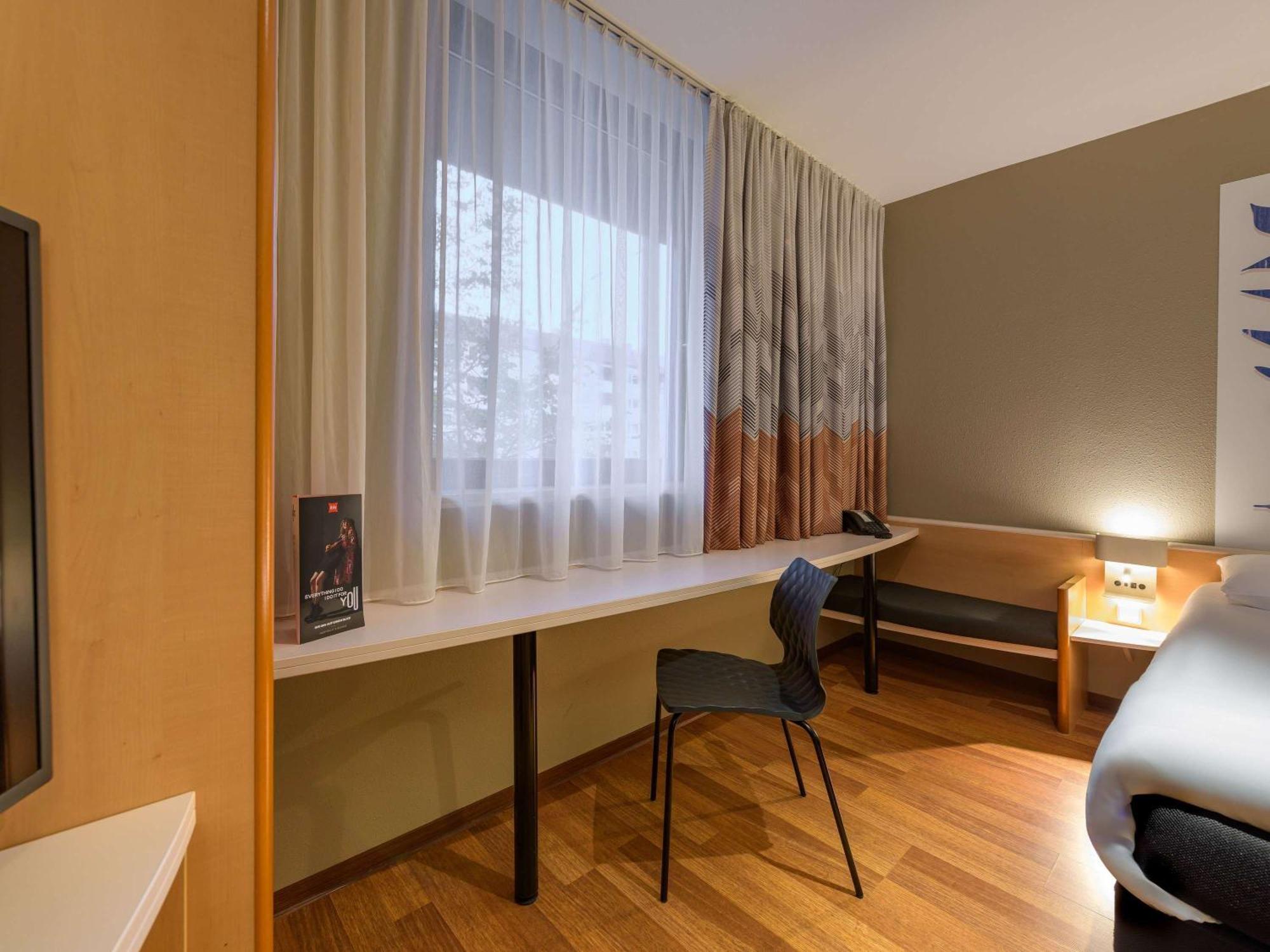 Ibis Heilbronn City Экстерьер фото