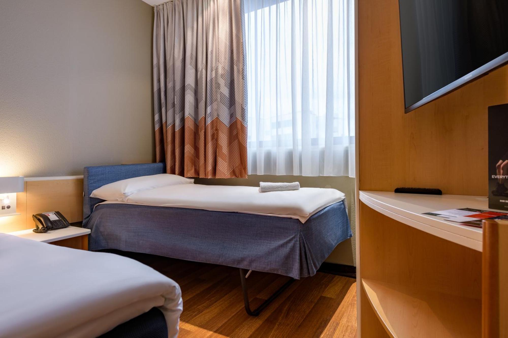 Ibis Heilbronn City Экстерьер фото