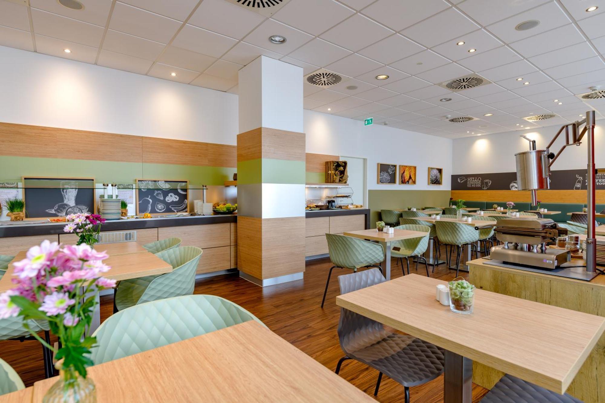 Ibis Heilbronn City Экстерьер фото