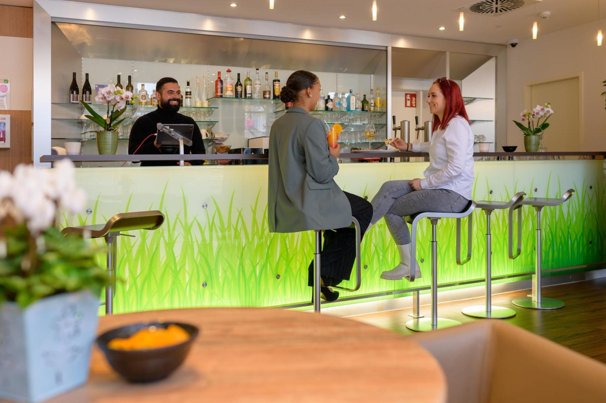 Ibis Heilbronn City Экстерьер фото