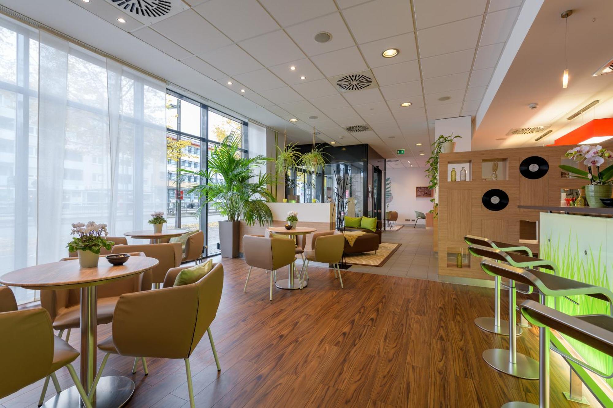 Ibis Heilbronn City Экстерьер фото
