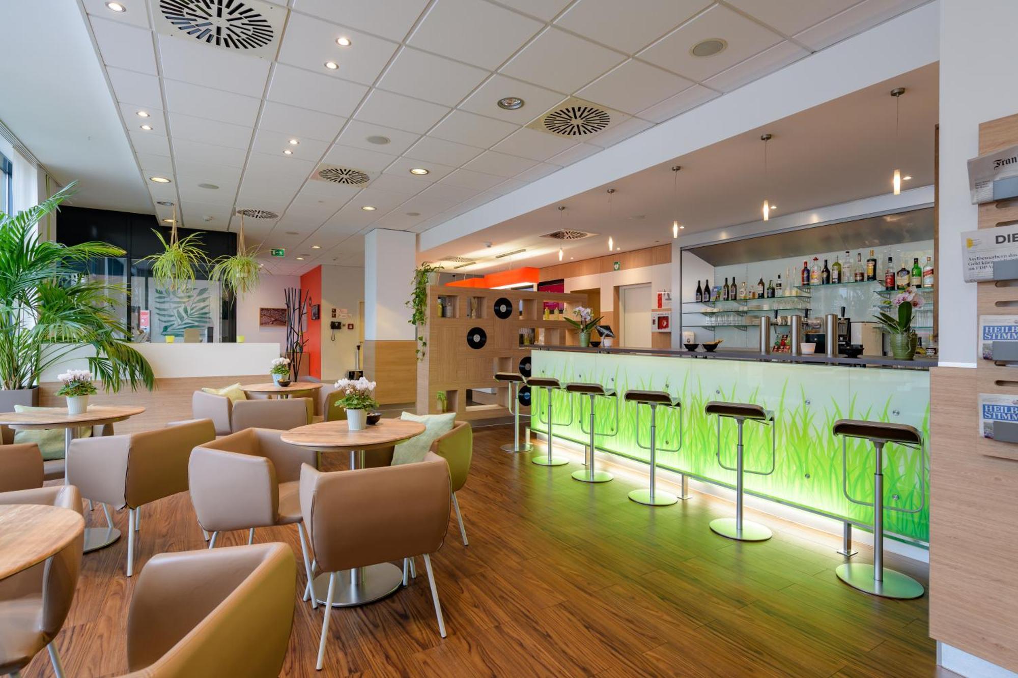 Ibis Heilbronn City Экстерьер фото